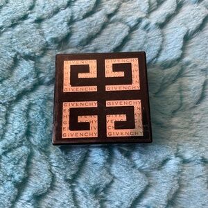 Givenchy Prisme Foundation (Shaping Powder Makeup) 35oz/10g